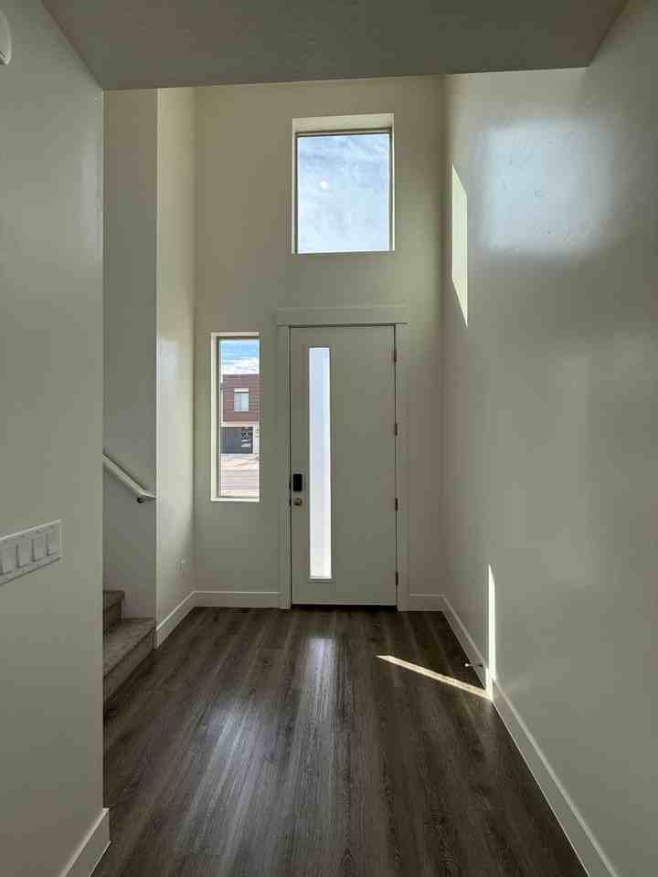 2301 E Luciano Ln - Photo 2 of 30