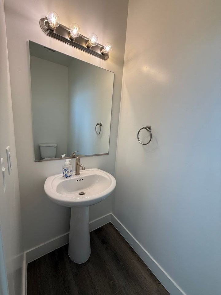 2301 E Luciano Ln - Photo 3 of 30