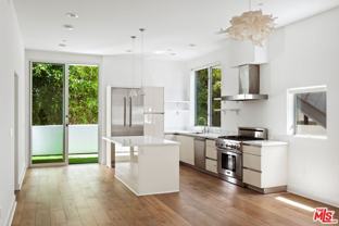 616 N Croft Ave #6 - Photo 1 of 1