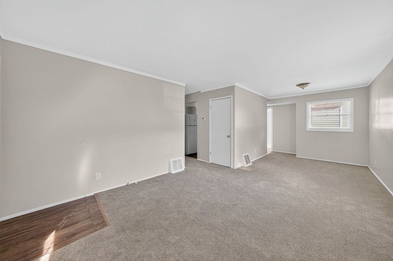 115 Spring Garden Dr - Photo 5 of 27