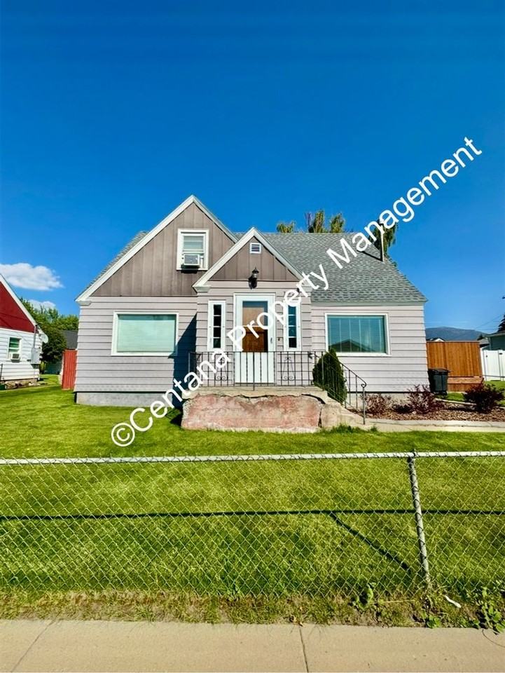 1920 Whitman Ave - Photo 2 of 50