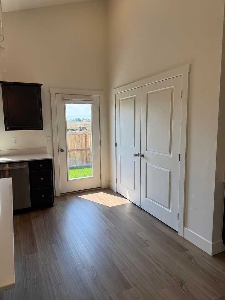 712 Thrice Loop - Photo 6 of 20