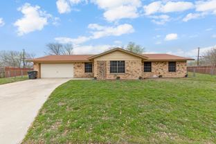 2300 Zinnia Ct - Photo 1 of 1