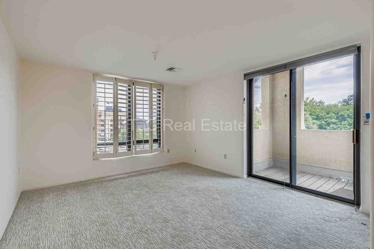 180 N Cook St #411 - Photo 5 of 11