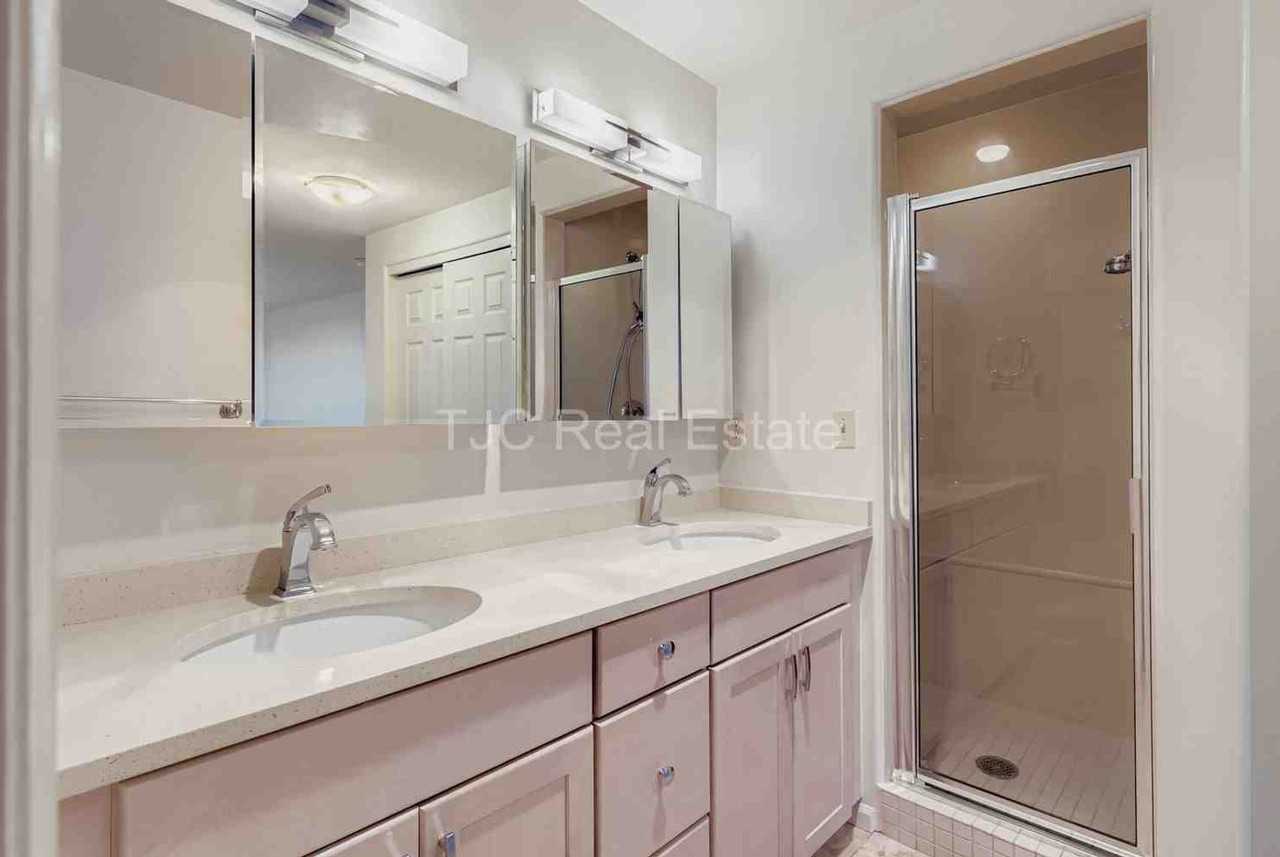 180 N Cook St #411 - Photo 7 of 11