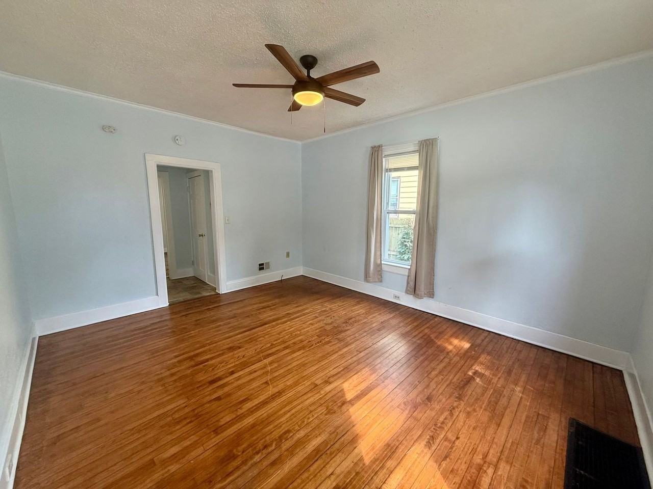 1316 North 5th Street - Photo 4 of 23