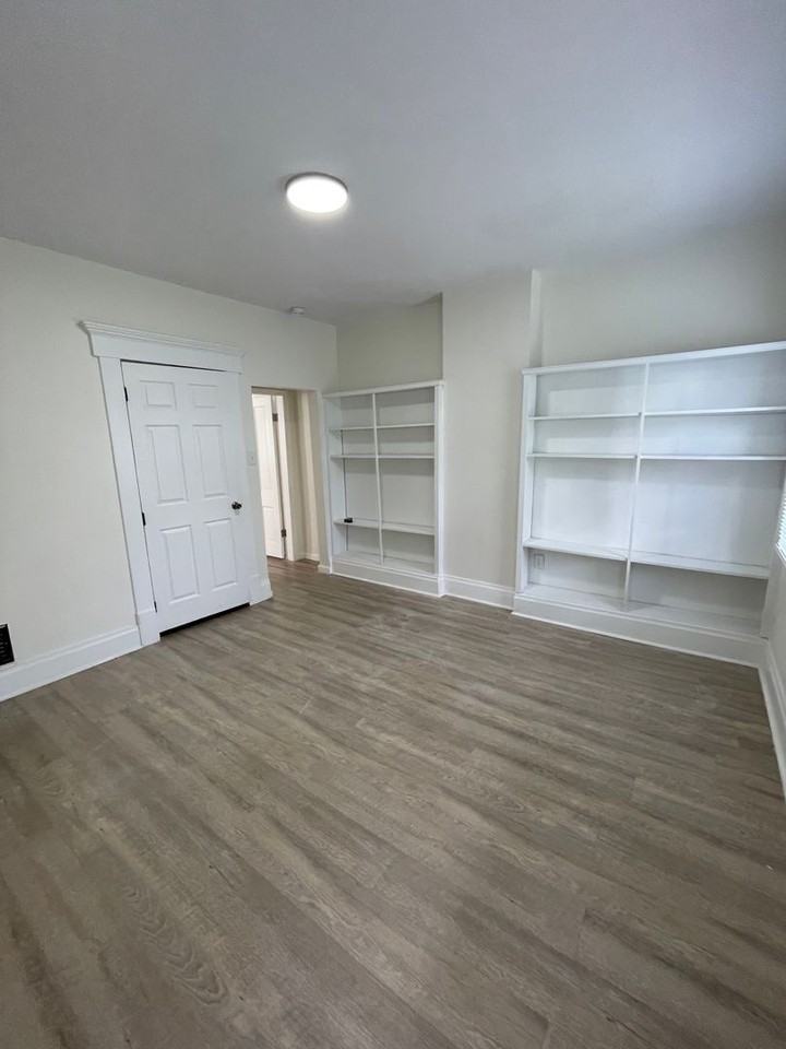 Reinhard Ave - Photo 6 of 15