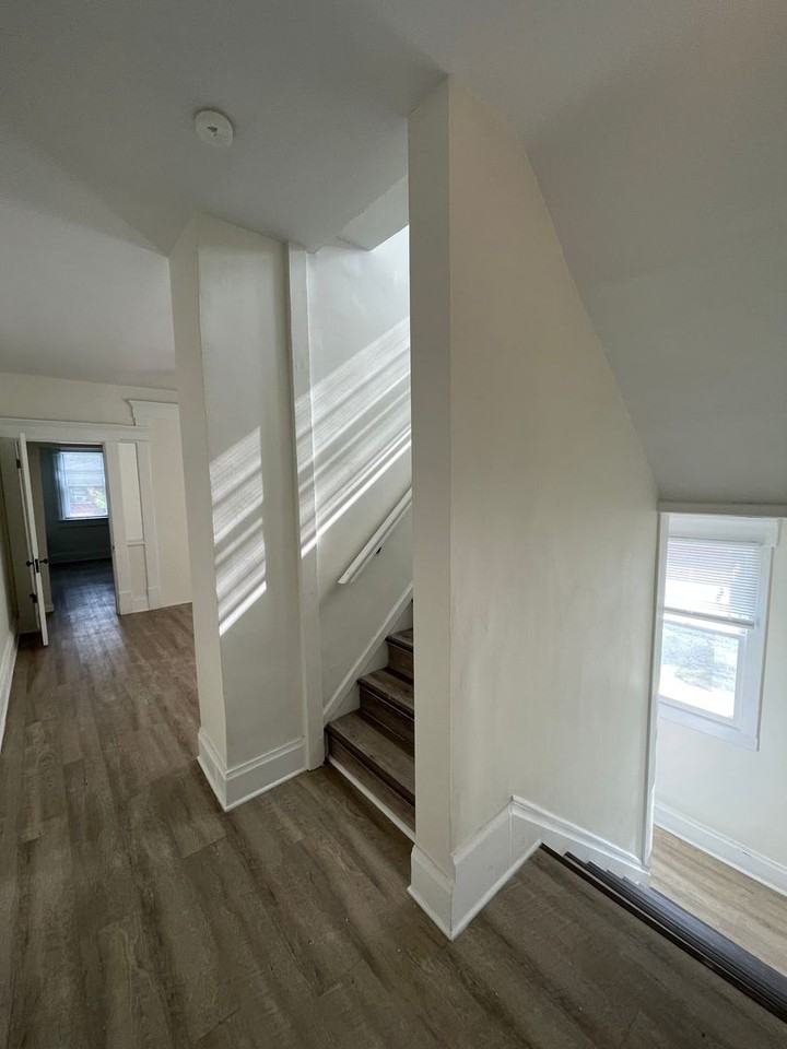 Reinhard Ave - Photo 7 of 15