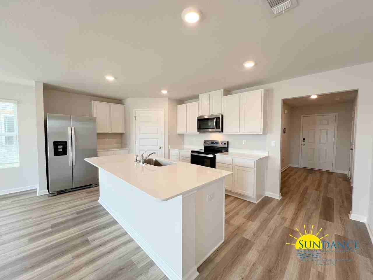 4621 Naval Ct - Photo 5 of 31