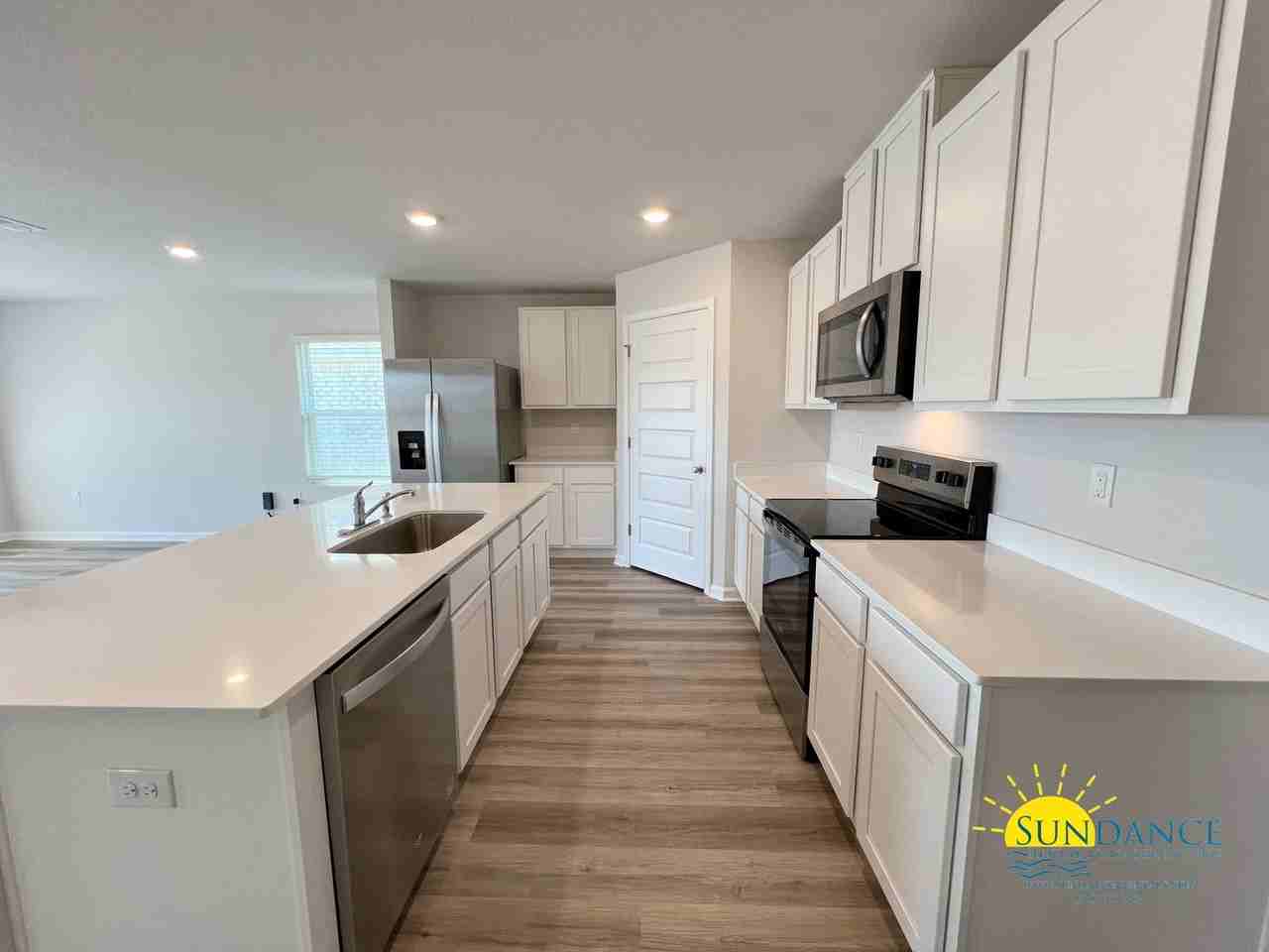4621 Naval Ct - Photo 7 of 31