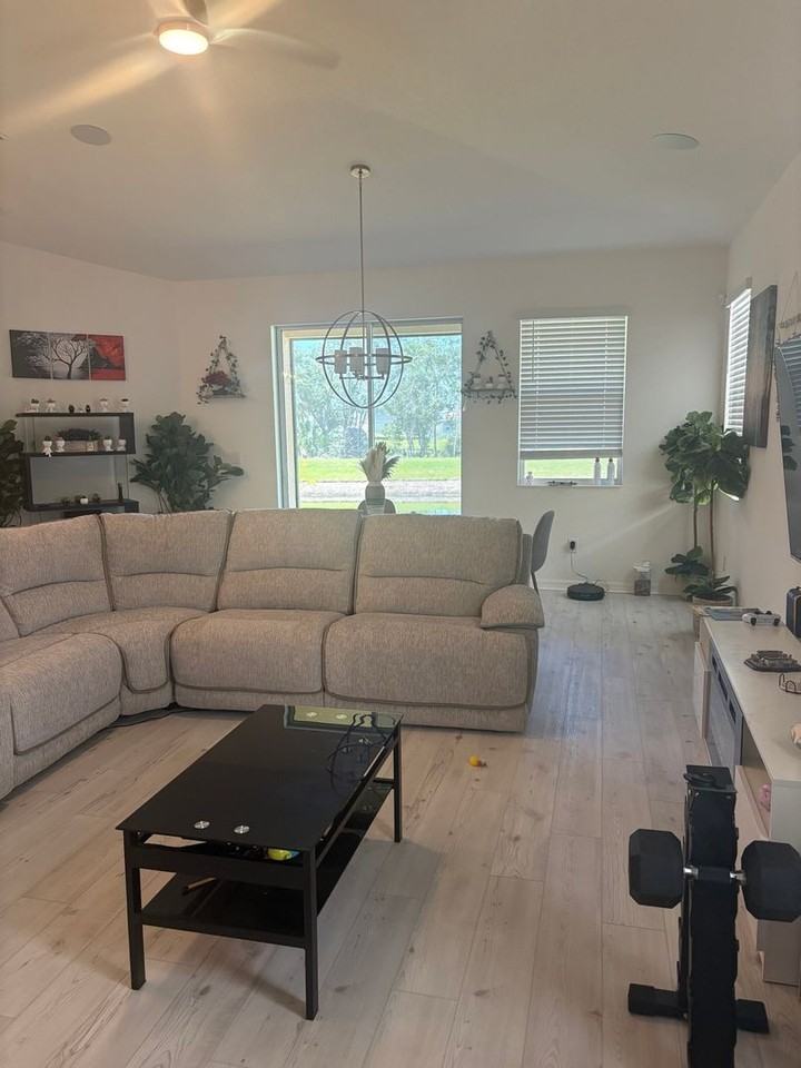 10381 Honeysuckle Vine Cir - Photo 5 of 23