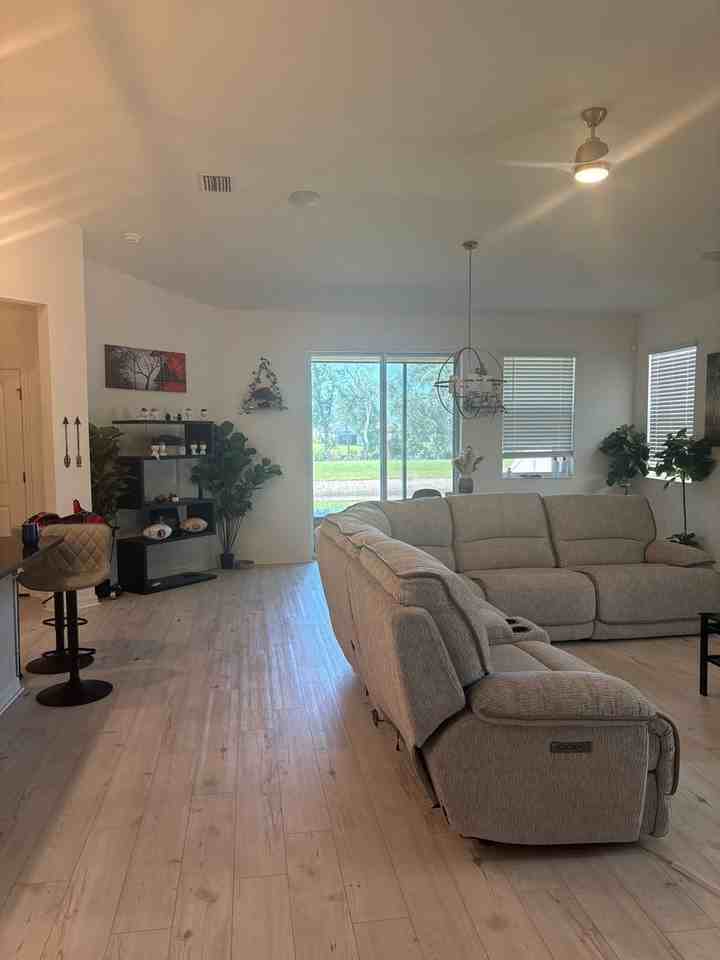 10381 Honeysuckle Vine Cir - Photo 4 of 23