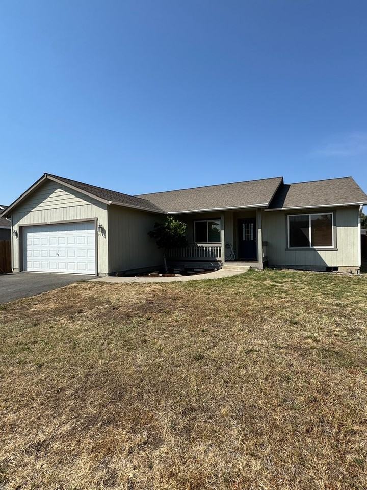 2707 N Canal St - Photo 2 of 30