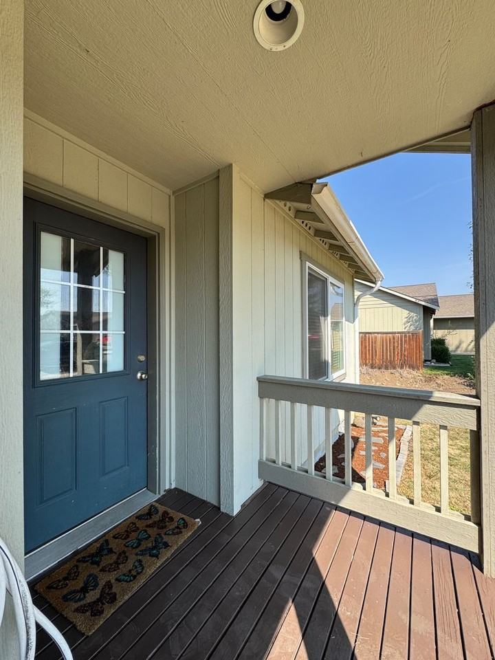 2707 N Canal St - Photo 4 of 30