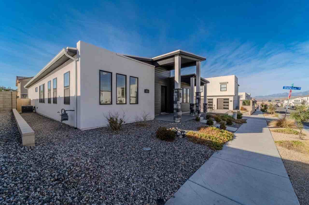 5804 S Adobe Sun Dr - Photo 3 of 50