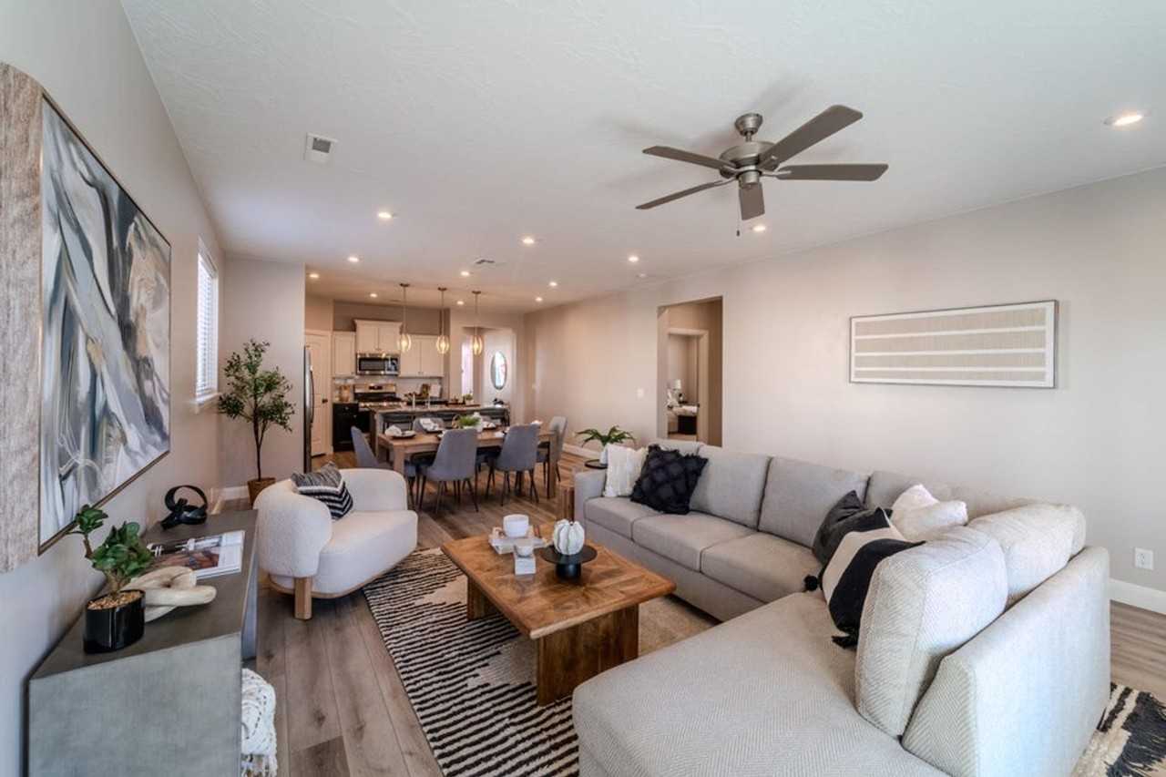 5804 S Adobe Sun Dr - Photo 7 of 50