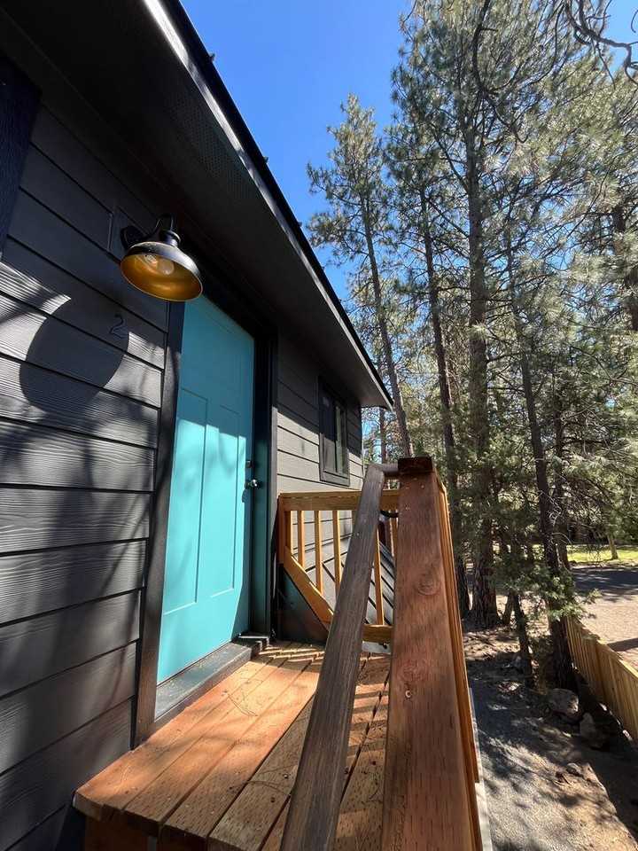 831 South Oak Street - Photo 2 of 11