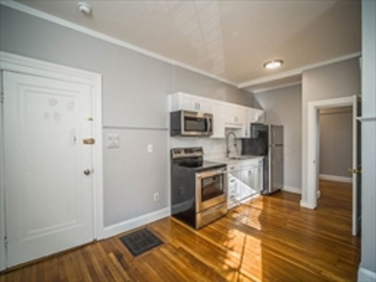 510 E Broadway - Photo 2 of 5