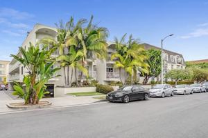 featured image of 8211 Redlands St