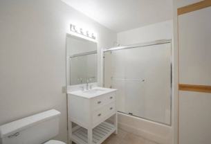 Great value, amazing location! 2 BR / 1 bath Napa $2,150 - Photo 1 of 1