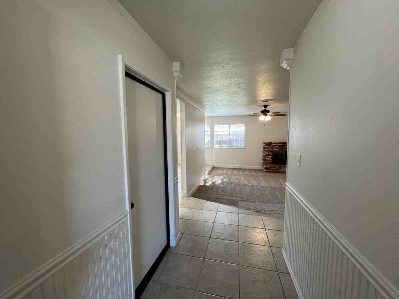 1536 Sheldon Dr - Photo 7 of 37