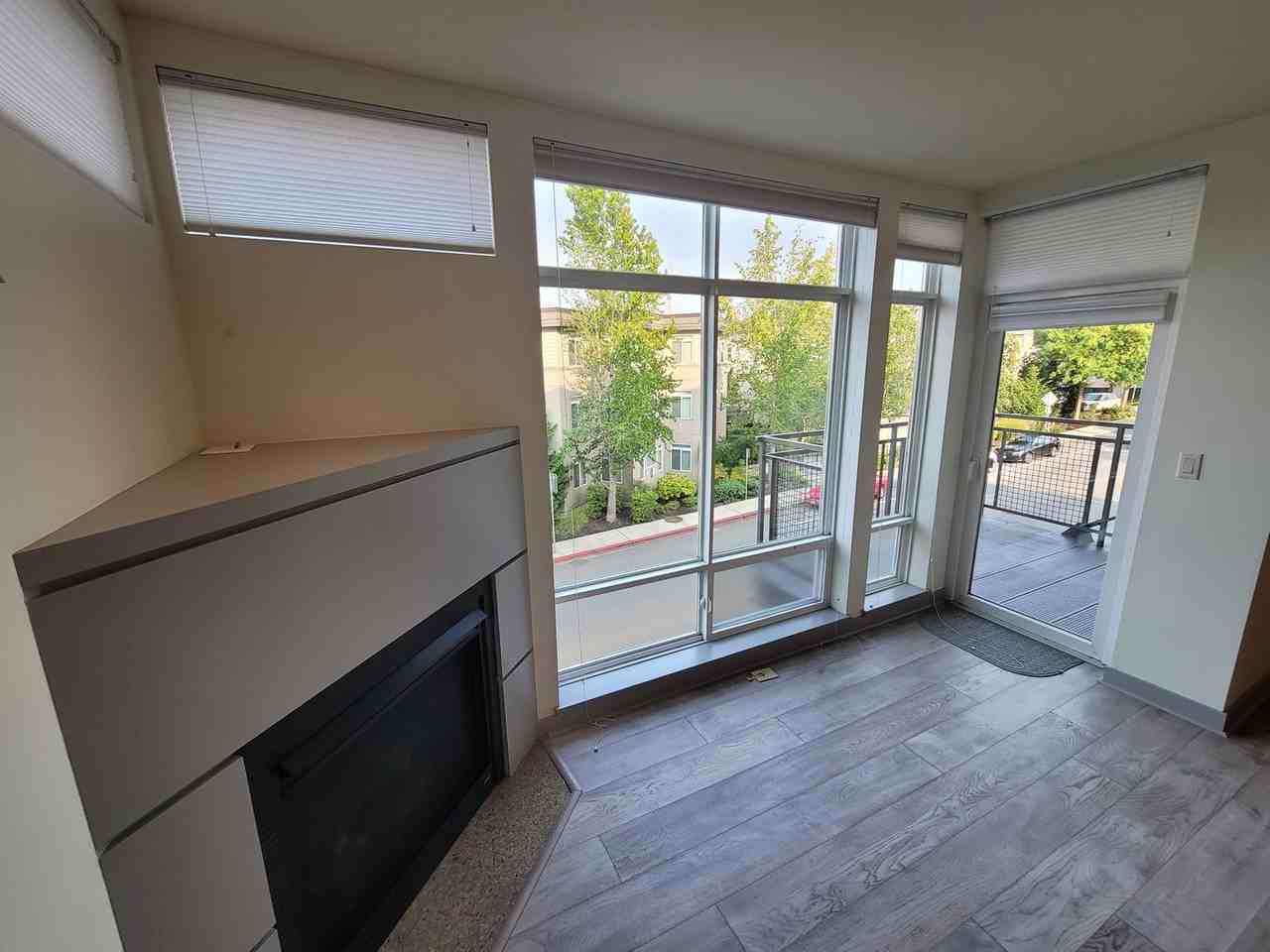 211 Kirkland Ave - Photo 2 of 12