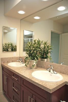 211 Kirkland Ave - Photo 4 of 12