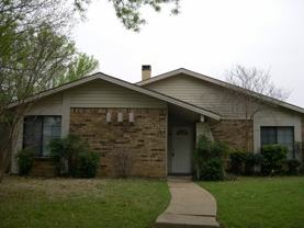 612 Middle Cove Dr - Photo 1 of 1