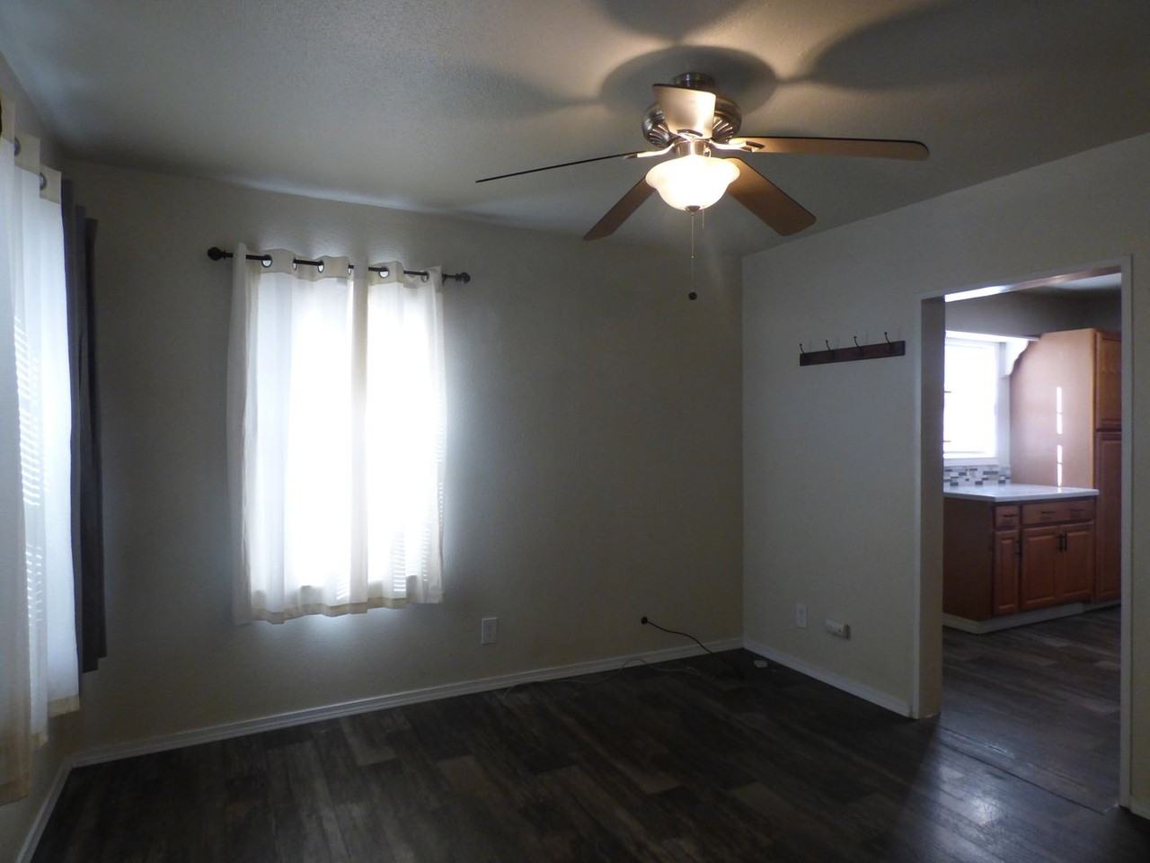 350 N Gilman St - Photo 2 of 16