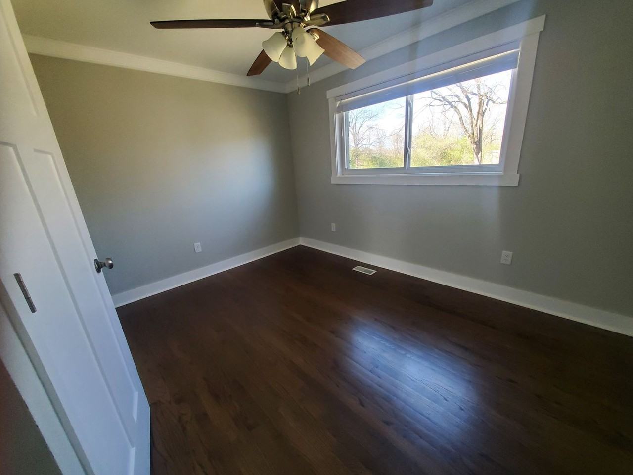 1010 Wildwood Ave - Photo 5 of 10