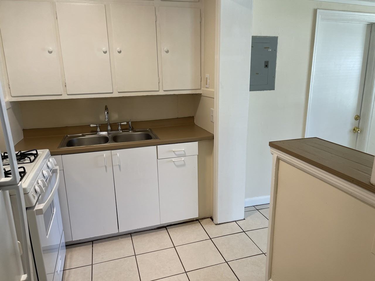 130 Cavalier Drive - Photo 2 of 12