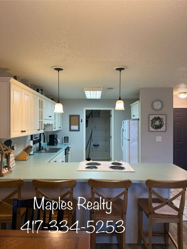 161 Avondale Dr #12 - Photo 2 of 17