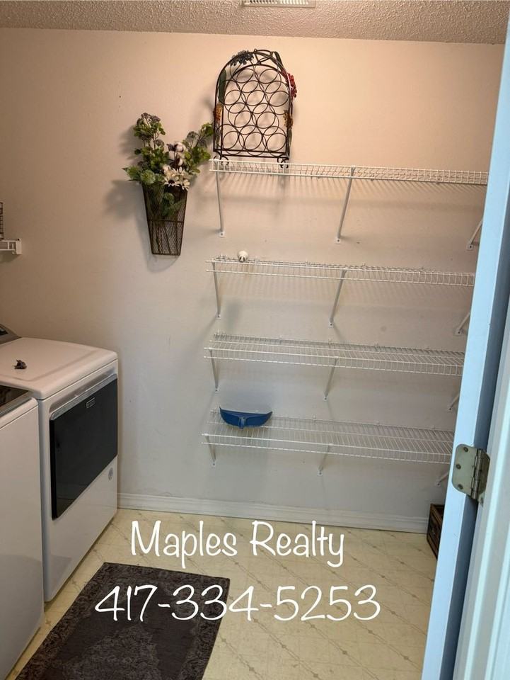 161 Avondale Dr #12 - Photo 6 of 17