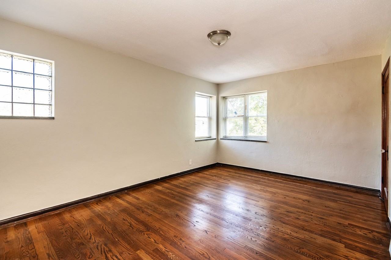 5322 Miami St - Photo 4 of 16