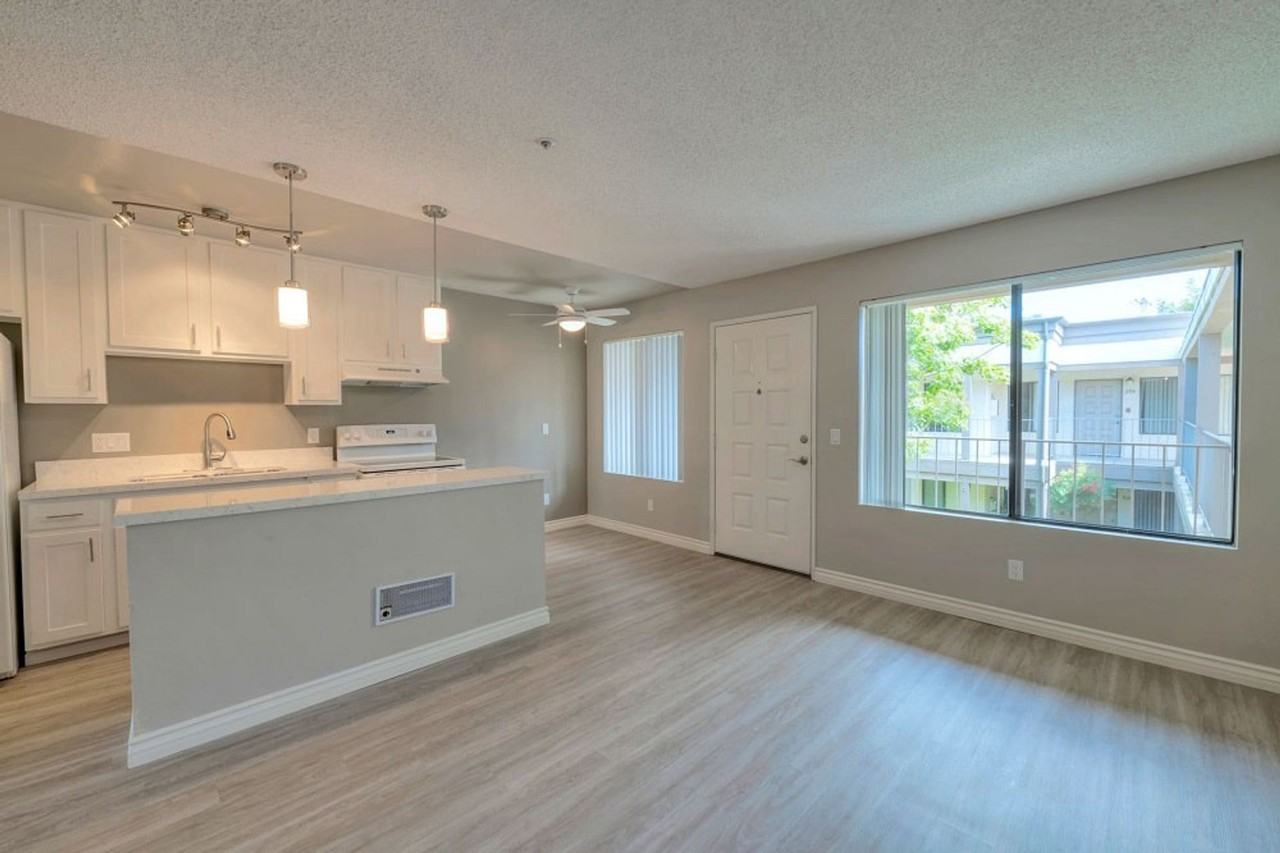 Silverado Apartments - Photo 5 of 21