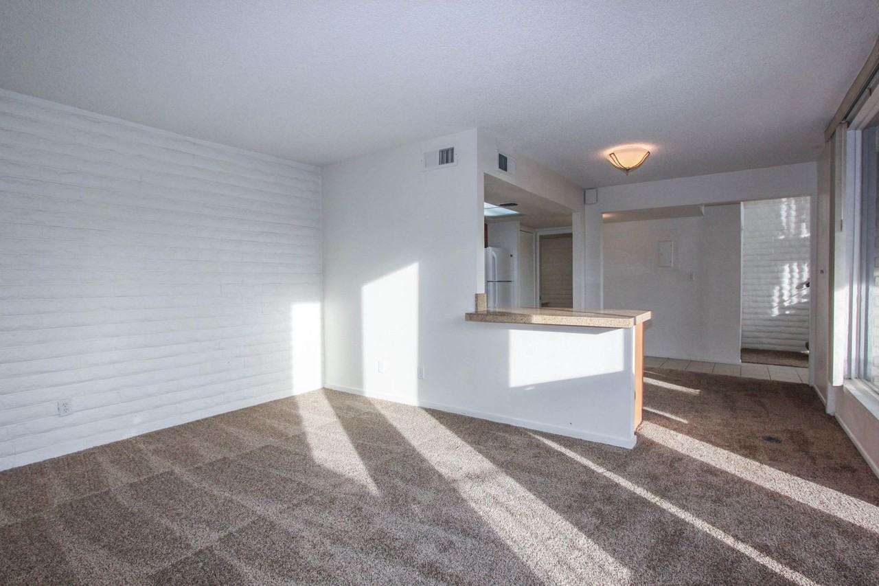 1145 N Tapadero Dr #B6 - Photo 4 of 16