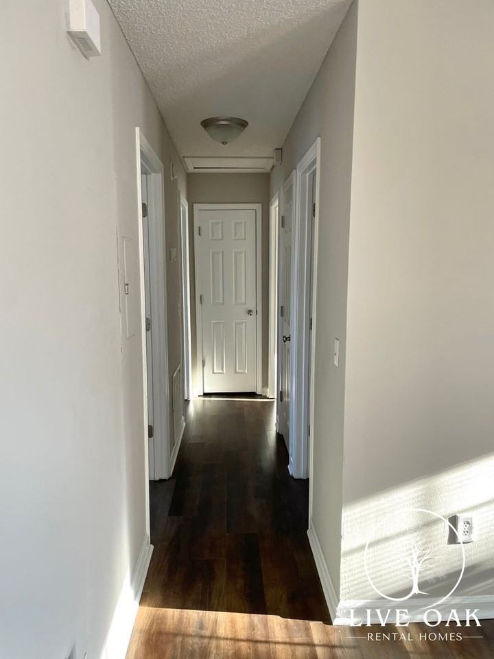 619 Sabreena Circle - Photo 7 of 14