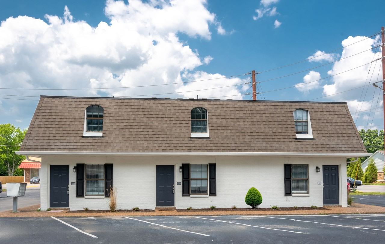 Renovated Townhomes in the Heart of Hendersonville - Photo 2 of 17