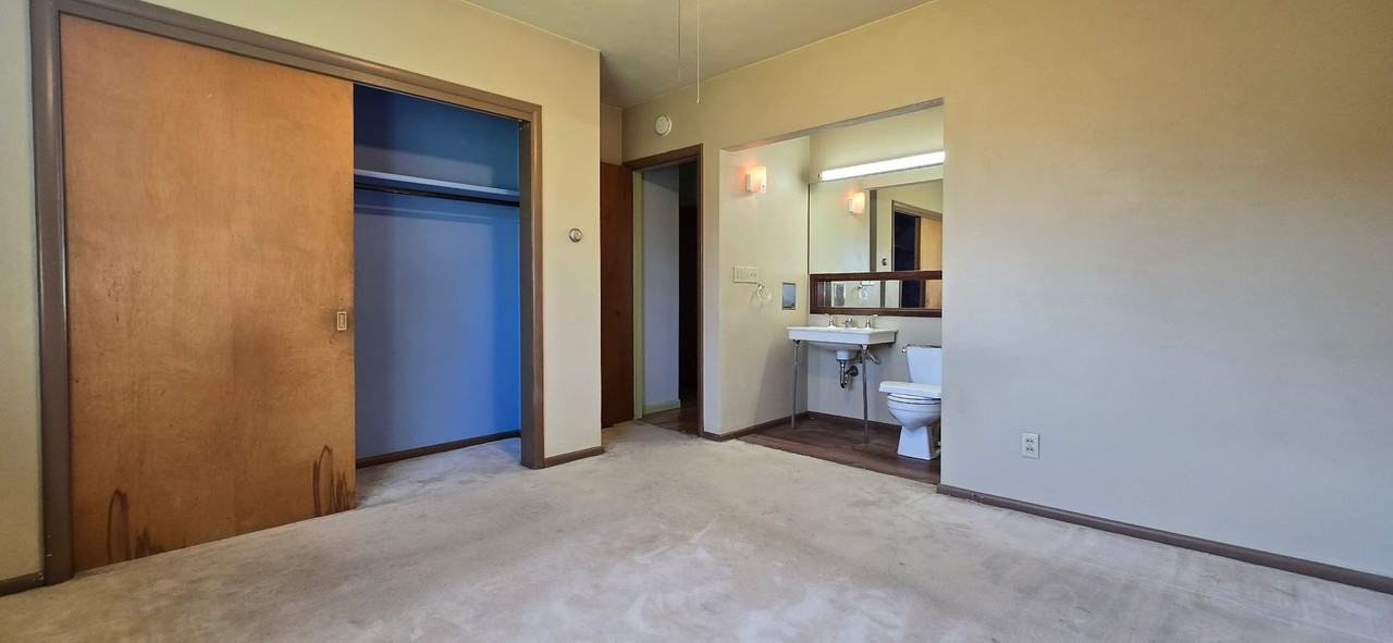 316 Wilson Ave Se - Photo 5 of 11