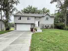 7402 S 53rd St - Photo 1 of 1