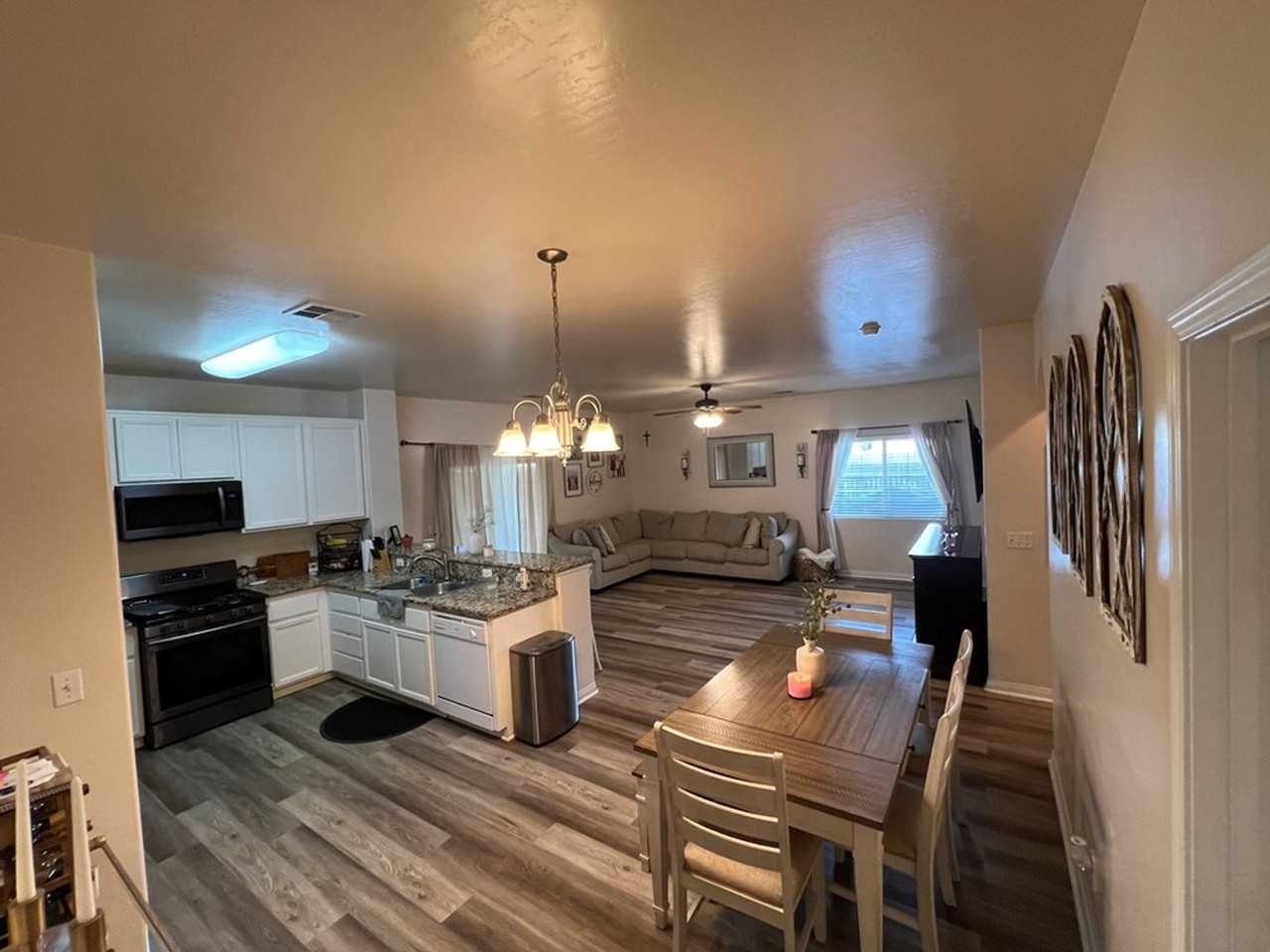 3602 Chisholm Trail Ave - Photo 2 of 9