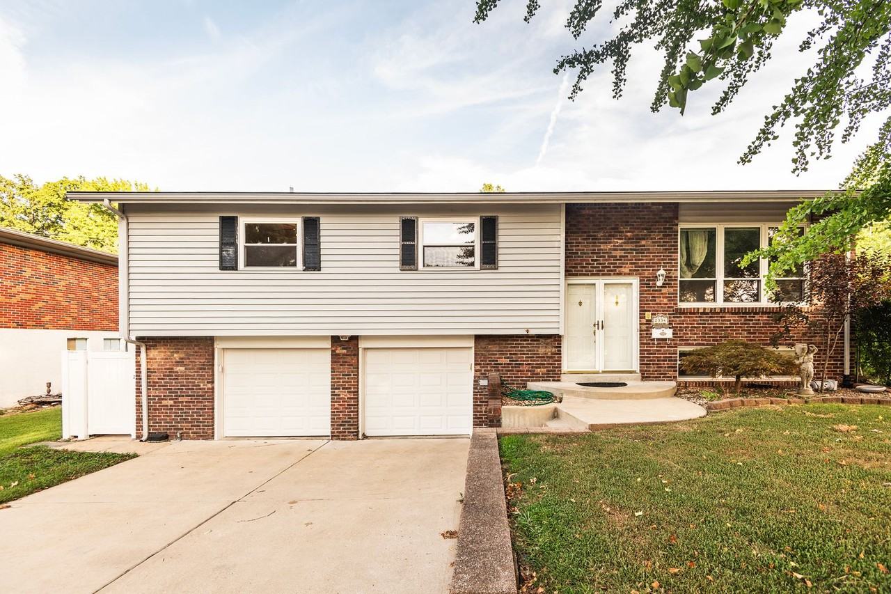 2334 Rosegarden Dr - Photo 3 of 41