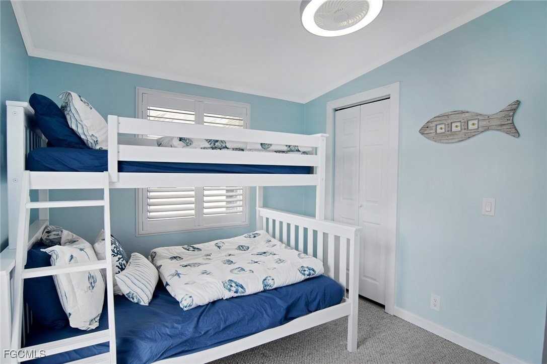 3103 Harpoon Ln - Photo 5 of 40