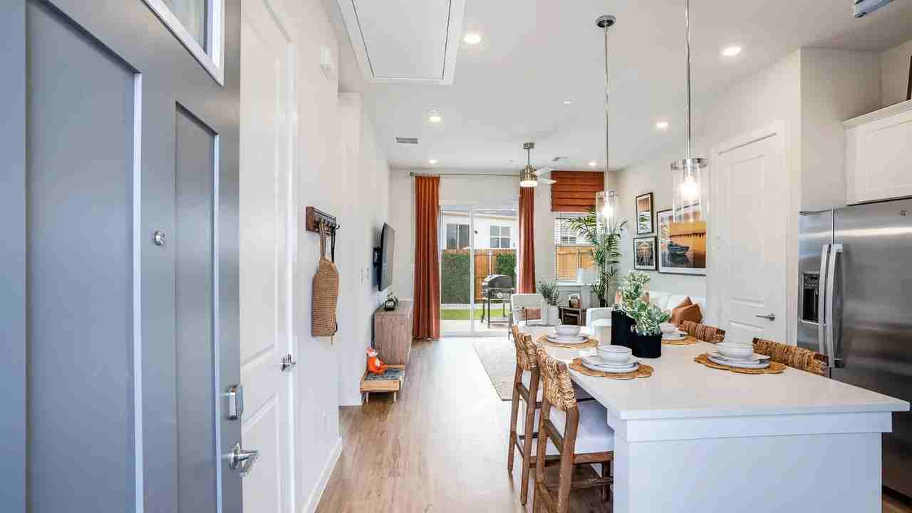 N Elm St #5009 - Photo 4 of 8