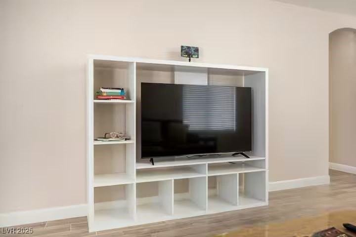 4995 Nardini Ave - Photo 2 of 41