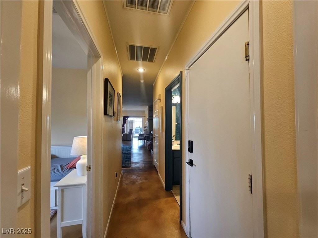 10517 India Hawthorn Ave - Photo 4 of 24