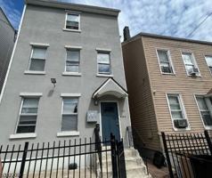 featured image of 34 Watson St