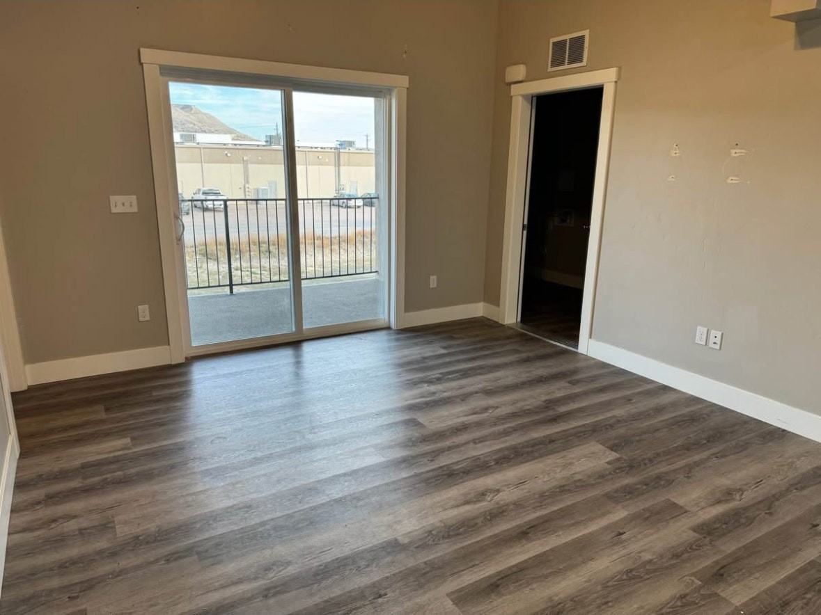 953 Pirate Cove Way, Unit A - Photo 2 of 11