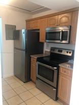 560 Nw 114th Ave #203 - Photo 1 of 1