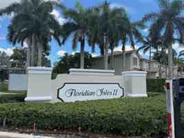 featured image of 4184 Ne 9th St #0